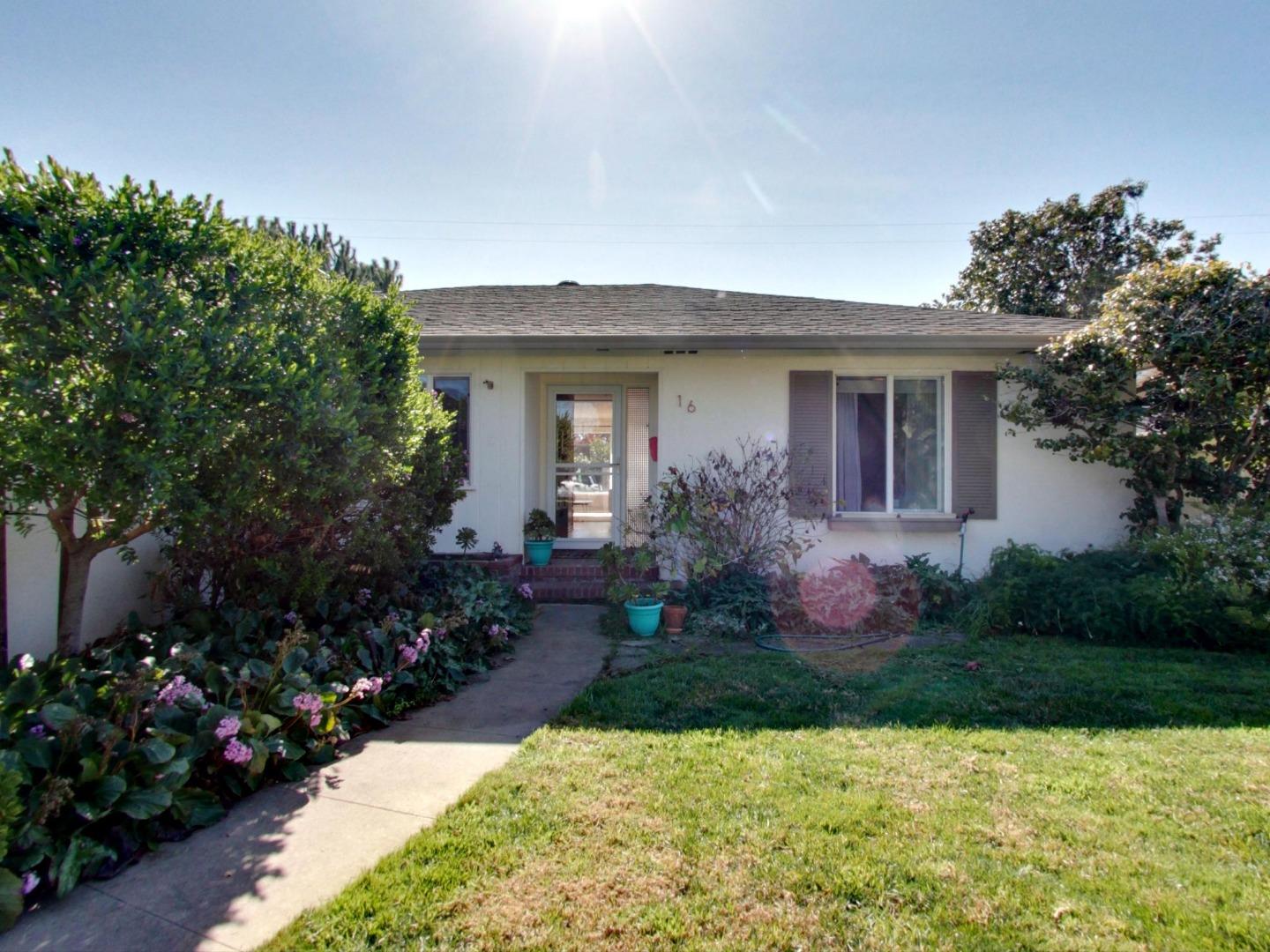 Detail Gallery Image 1 of 1 For 16 San Pedro St, Salinas,  CA 93901 - 3 Beds | 2 Baths