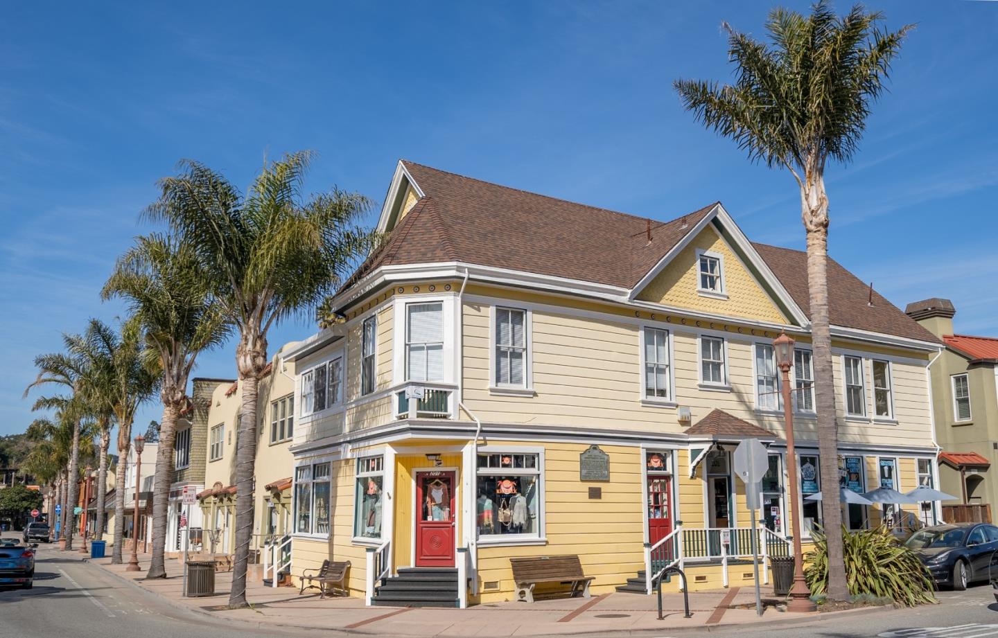 201 Monterey Avenue, CAPITOLA, California 95010, ,Comm Ri Multi-units 5+,For Sale,Monterey Avenue,ML81829249