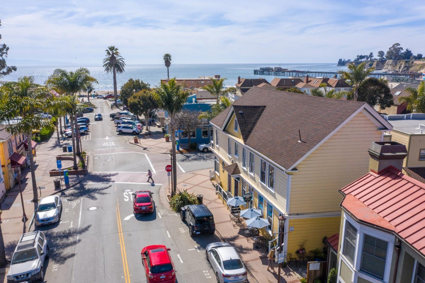 201 Monterey Avenue, CAPITOLA, California 95010, ,Comm Ri Multi-units 5+,For Sale,Monterey Avenue,ML81829249