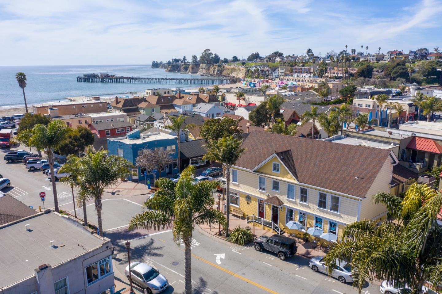 201 Monterey Avenue, CAPITOLA, California 95010, ,Comm Ri Multi-units 5+,For Sale,Monterey Avenue,ML81829249