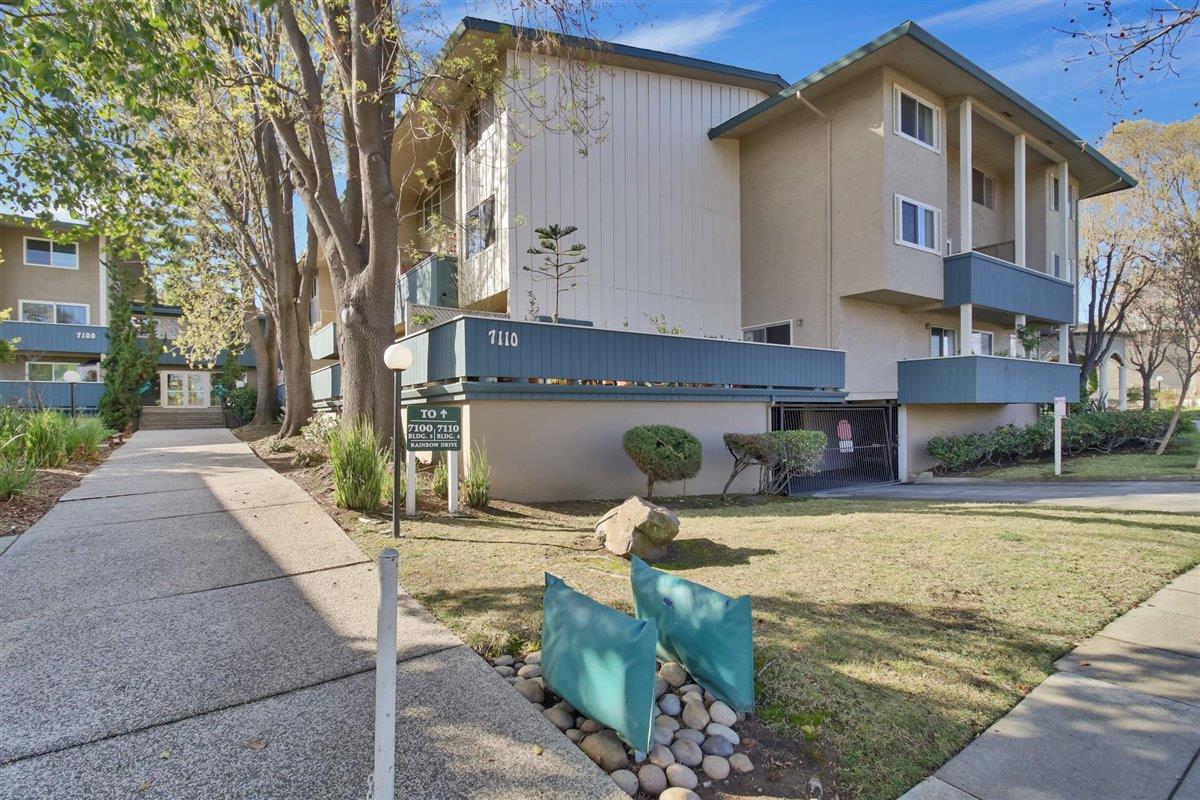 7100 Rainbow Dr 34, San Jose, CA 95129 2 Beds 1/1 Baths (Sold