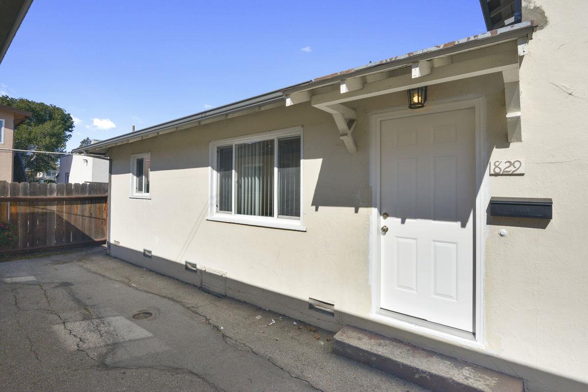 825 Adams Street, REDWOOD CITY, California 94061, ,Comm Ri Multi-units 5+,For Sale,Adams Street,ML81829488