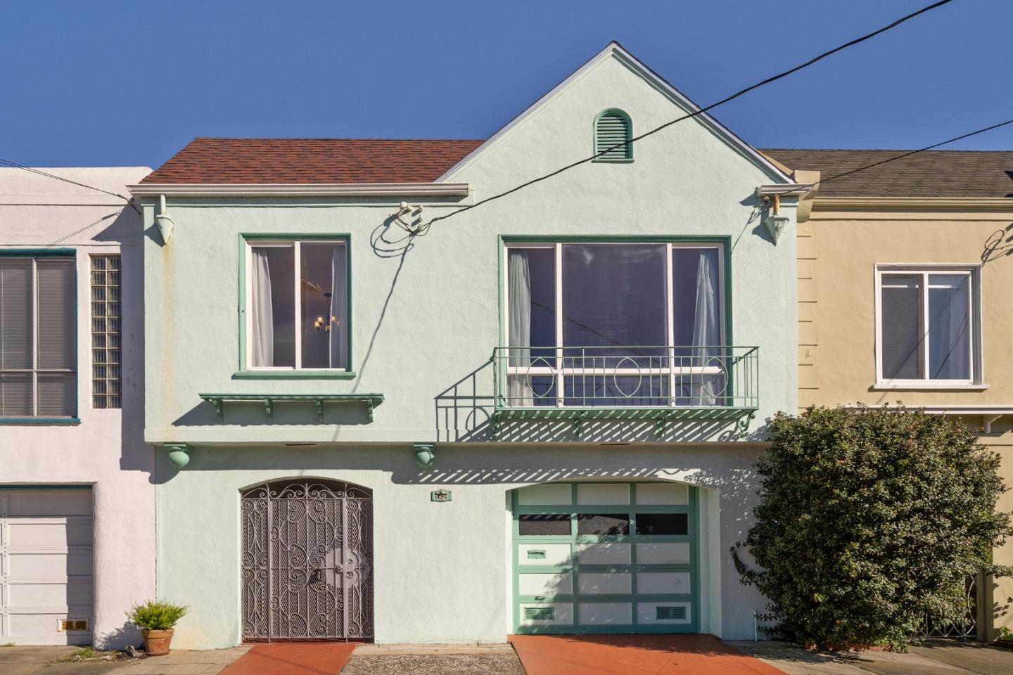 1834 32nd Ave, San Francisco, CA 94122 2 Beds 1 Baths (Sold