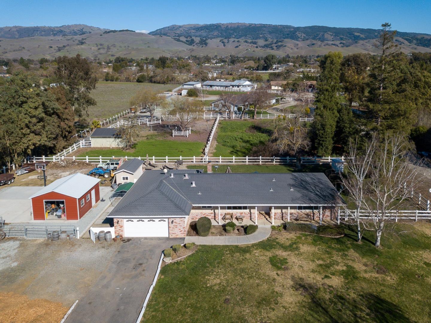 12822 Columbet Ave, San Martin, CA 95046 4 Beds 3 Baths (Sold