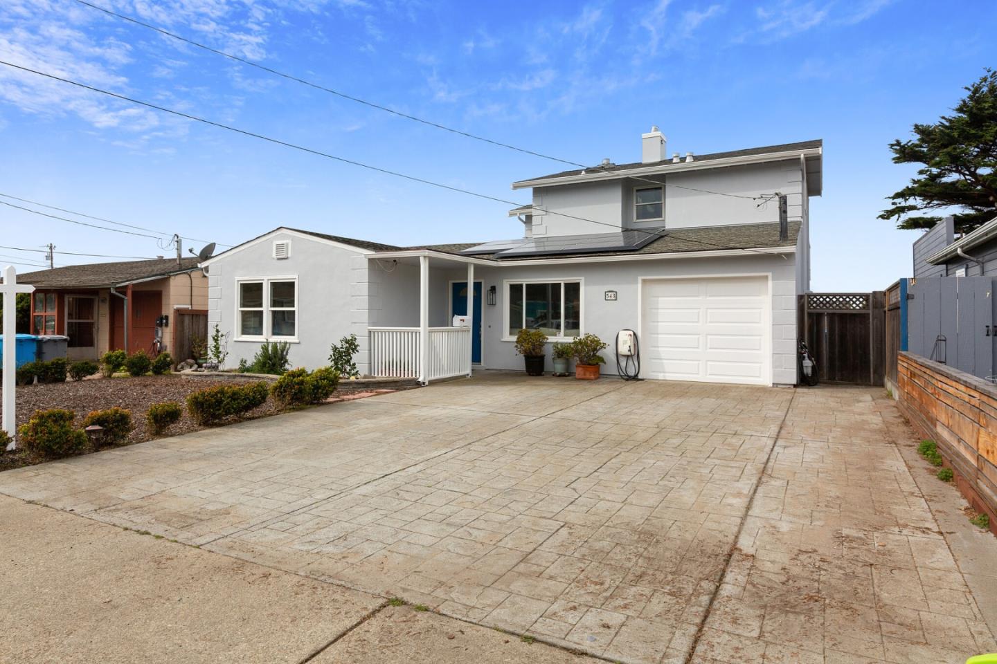 Detail Gallery Image 1 of 1 For 548 Dolphin Dr, Pacifica,  CA 94044 - 4 Beds | 2 Baths