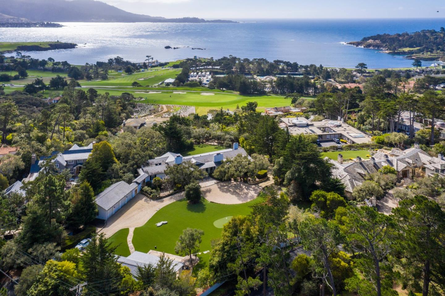 3333 17 Mile Dr, Pebble Beach, CA 93953 7 Beds 8/1 Baths (Sold