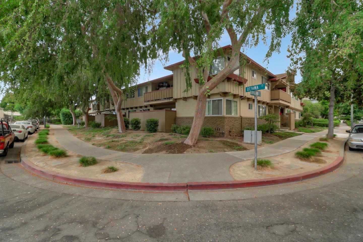 1605 Ottawa Court, SUNNYVALE, California 94087, ,Comm Ri Multi-units 5+,For Sale,Ottawa Court,ML81830143