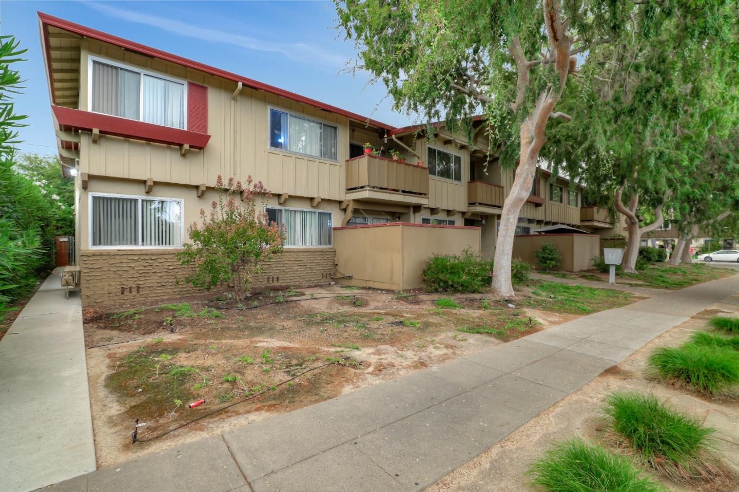 1605 Ottawa Court, SUNNYVALE, California 94087, ,Comm Ri Multi-units 5+,For Sale,Ottawa Court,ML81830143