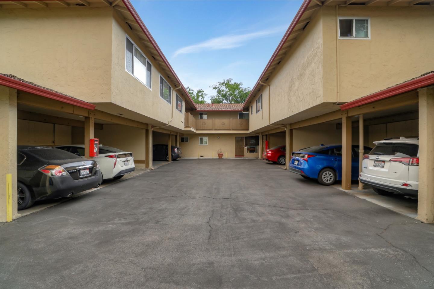 1605 Ottawa Court, SUNNYVALE, California 94087, ,Comm Ri Multi-units 5+,For Sale,Ottawa Court,ML81830143