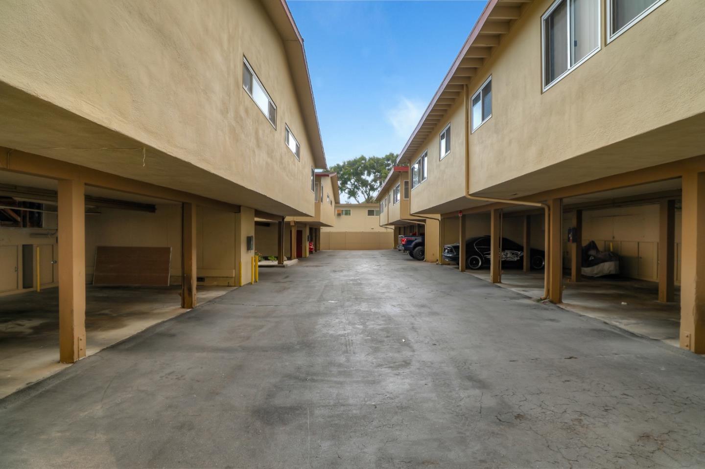 3756-3762 Poinciana Drive, SANTA CLARA, California 95051, ,Comm Ri Multi-units 5+,For Sale,Poinciana Drive,ML81830152