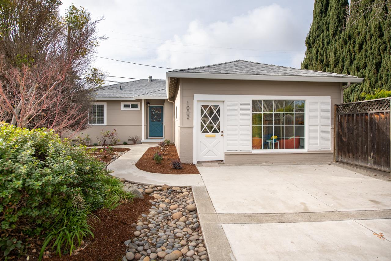 Detail Gallery Image 1 of 1 For 1002 W Mc Kinley Ave, Sunnyvale,  CA 94086 - 3 Beds | 1/1 Baths