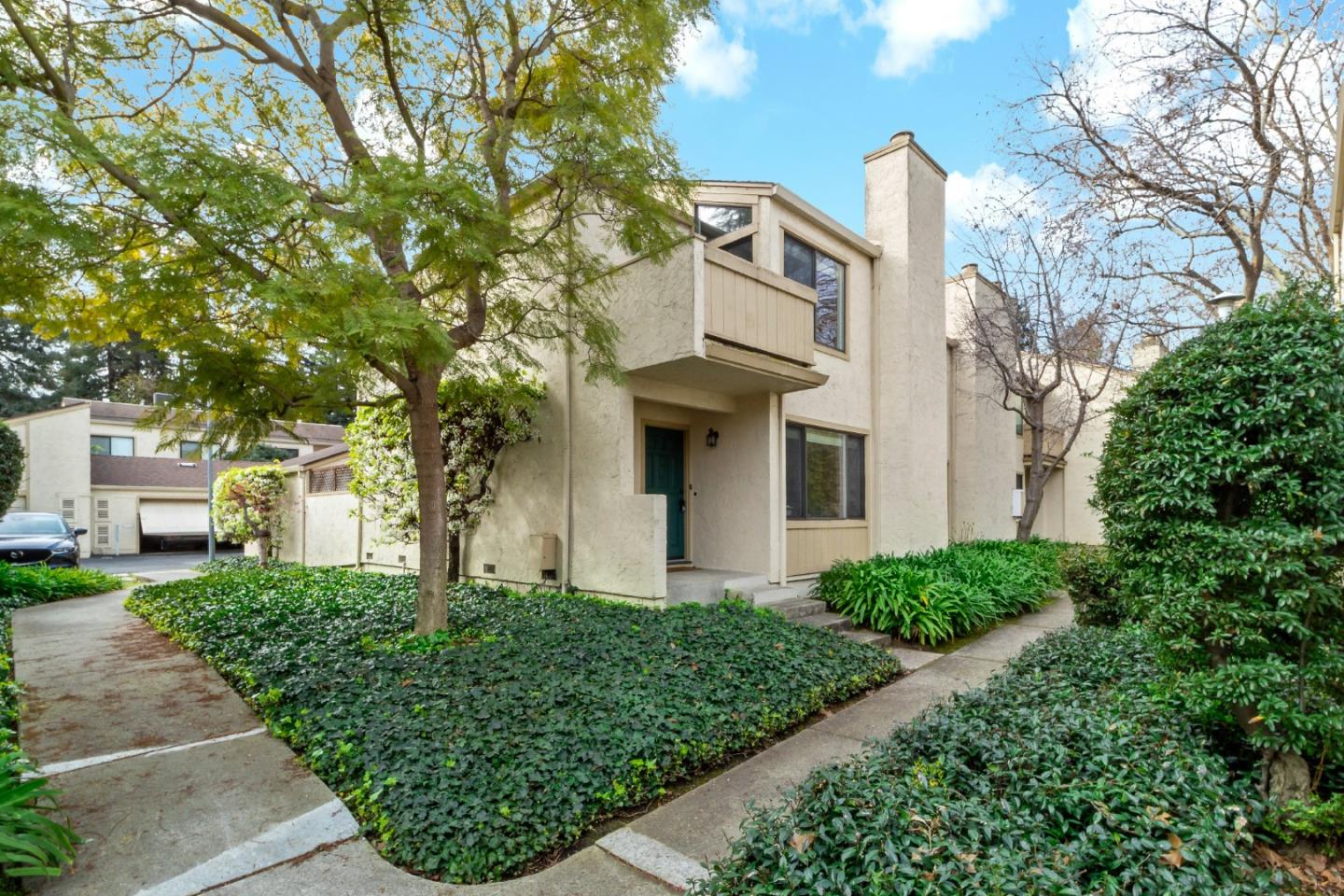 46 Starlite Ct, Mountain View, CA 94043 2 Beds 1/1 Baths (Sold