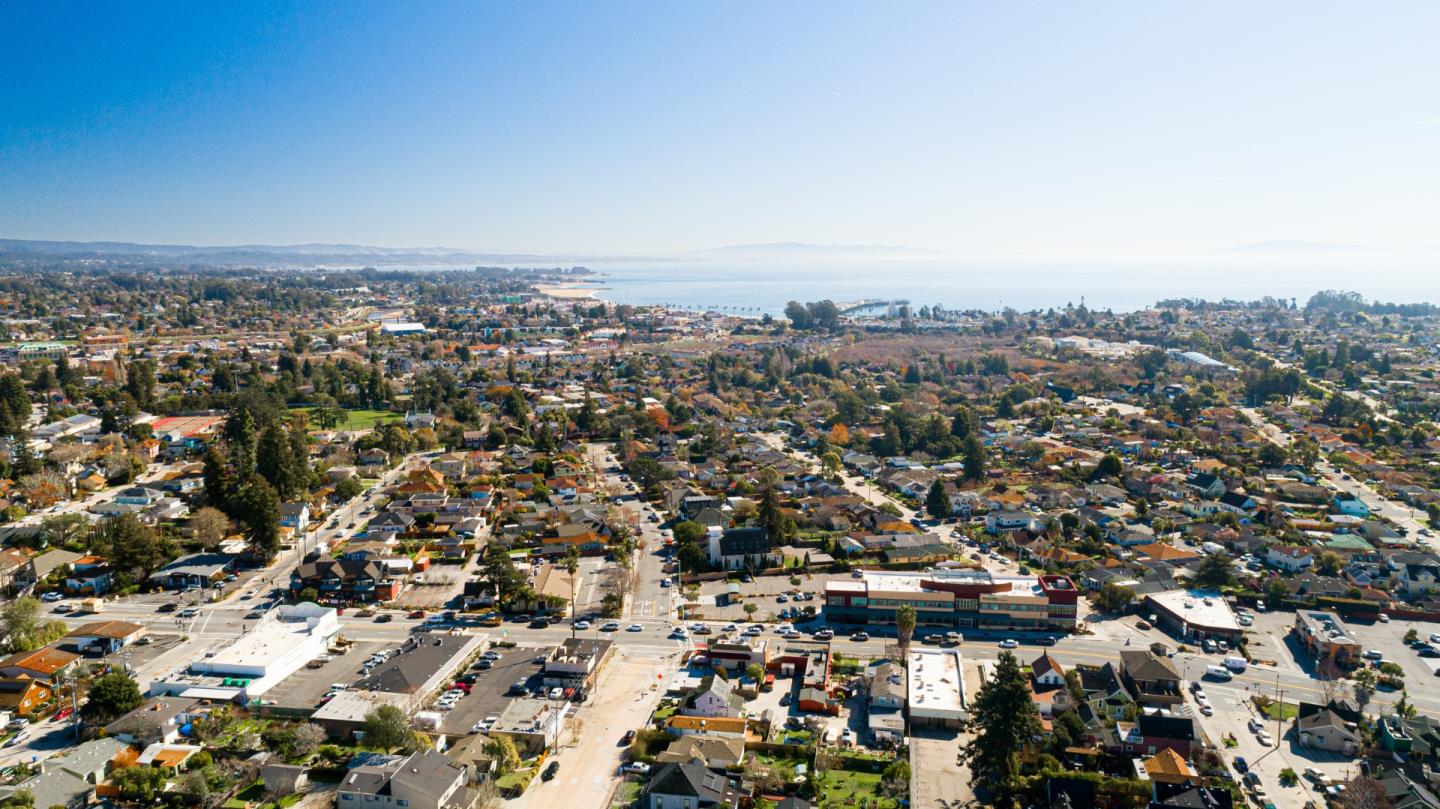 157 Van Ness Avenue, SANTA CRUZ, California 95060, ,Comm Industrial For Sale,For Sale,Van Ness Avenue,40963331