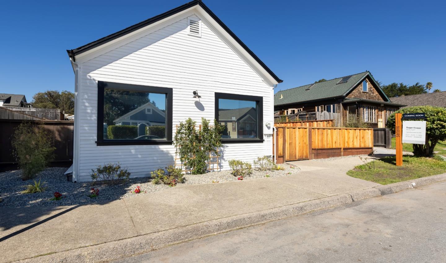 31 Davenport Ave, Davenport, CA 95017 4 Beds 5 Baths (Contingent