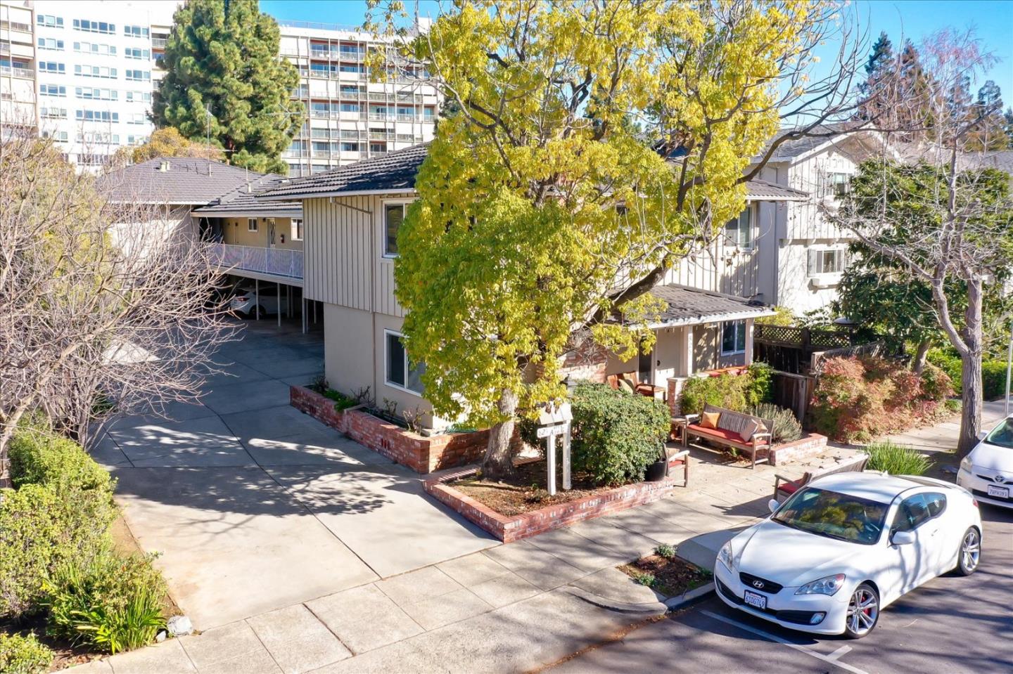 825 Cowper Street, PALO ALTO, California 94301, ,Comm Ri Multi-units 5+,For Sale,Cowper Street,ML81830351