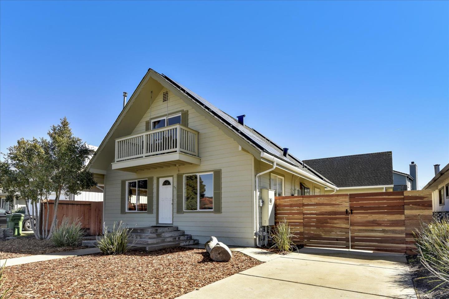 551 Terrace Ave, Half Moon Bay, CA 94019 3 Beds 2 Baths (Sold