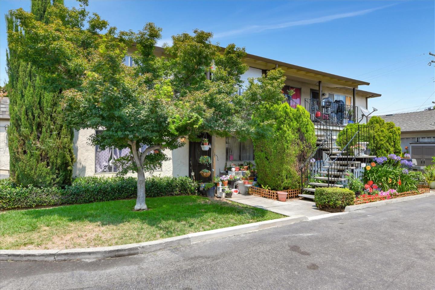 644 Lincoln Street, SANTA CLARA, California 95050, ,Comm Ri Multi-units 5+,For Sale,Lincoln Street,ML81830731