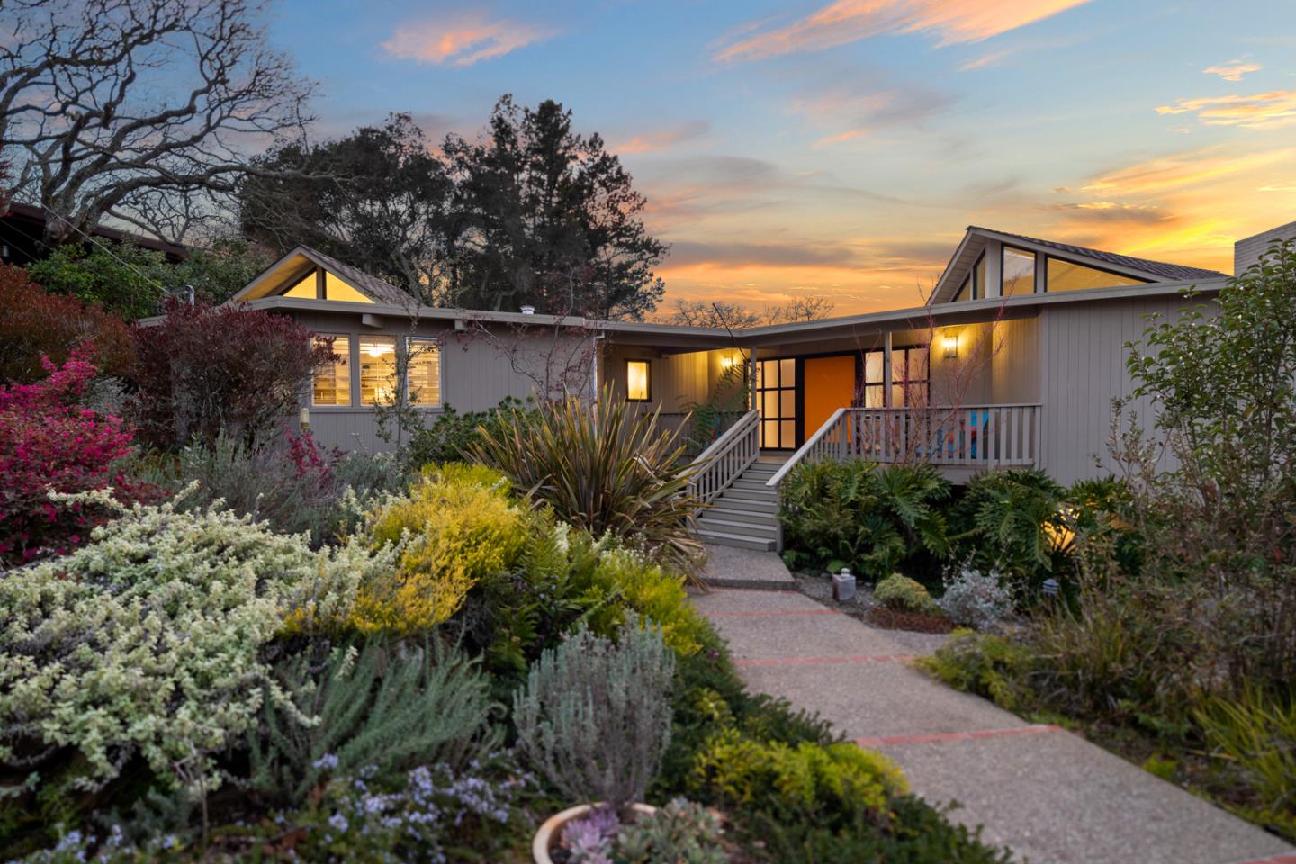 812 La Mesa Dr, Portola Valley, CA 94028 4 Beds 4 Baths (Sold