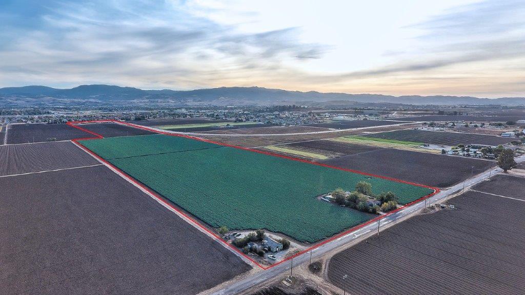 671 Mccloskey Road, HOLLISTER, California 95023, ,Lots And Land,For Sale,Mccloskey Road,40963417