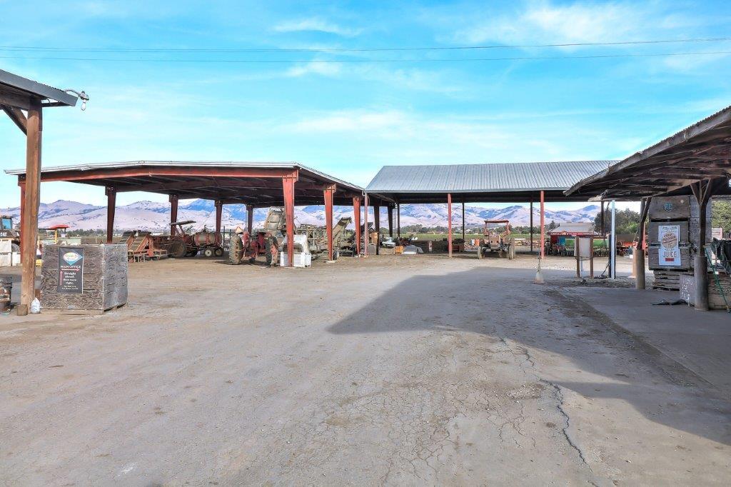 671 Mccloskey Road, HOLLISTER, California 95023, ,Lots And Land,For Sale,Mccloskey Road,40963417