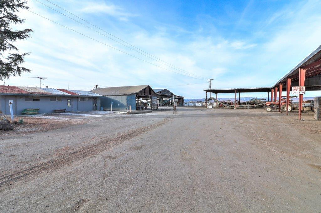 671 Mccloskey Road, HOLLISTER, California 95023, ,Lots And Land,For Sale,Mccloskey Road,40963417