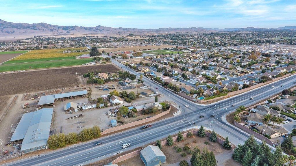 671 Mccloskey Road, HOLLISTER, California 95023, ,Lots And Land,For Sale,Mccloskey Road,40963417