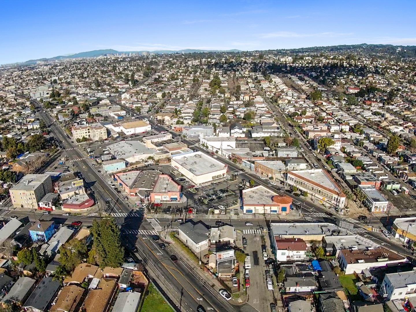 2515 Seminary Avenue, OAKLAND, California 94605, ,Comm Industrial For Sale,For Sale,Seminary Avenue,40963439