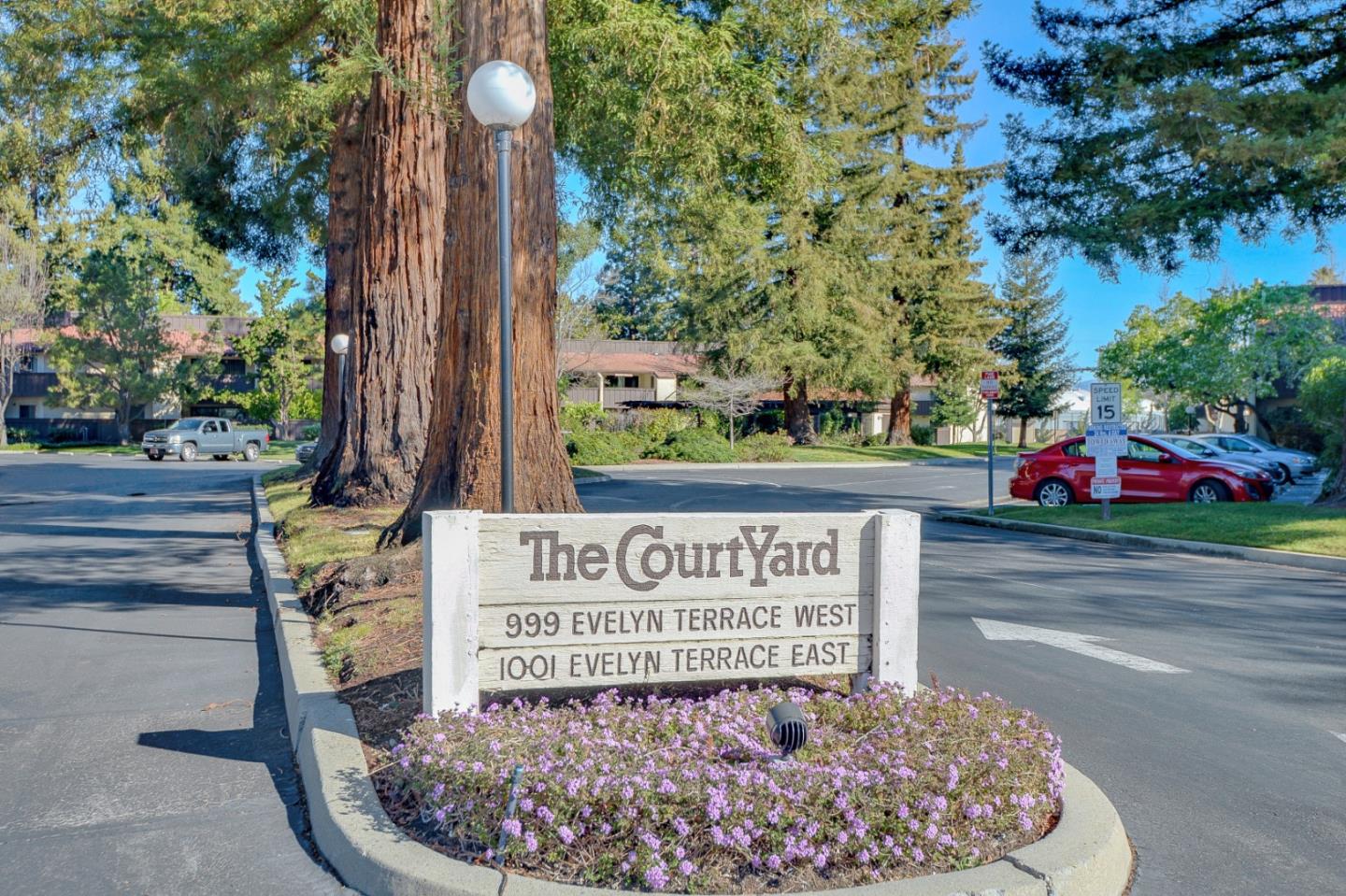 Detail Gallery Image 1 of 1 For 1001 E Evelyn Ter #103,  Sunnyvale,  CA 94086 - 2 Beds | 1 Baths