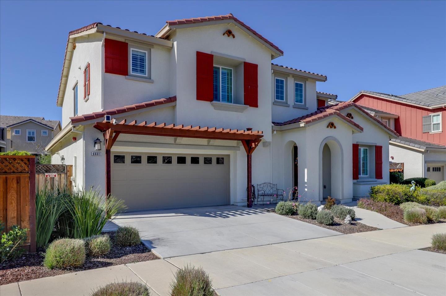 Detail Gallery Image 1 of 1 For 6601 Lopez Way, Gilroy,  CA 95020 - 4 Beds | 3/1 Baths