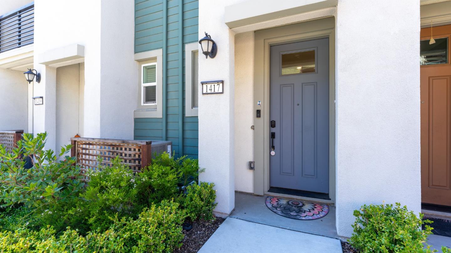 Detail Gallery Image 1 of 1 For 1417 Cherry Cir, Milpitas,  CA 95035 - 3 Beds | 2/1 Baths
