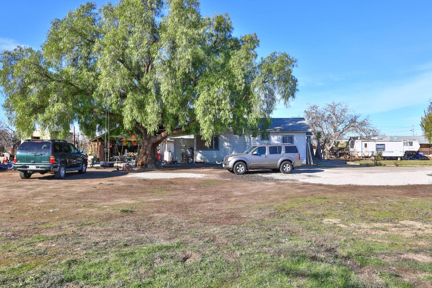 8245 Lovers Lane, HOLLISTER, California 95023, ,Lots And Land,For Sale,Lovers Lane,40963479