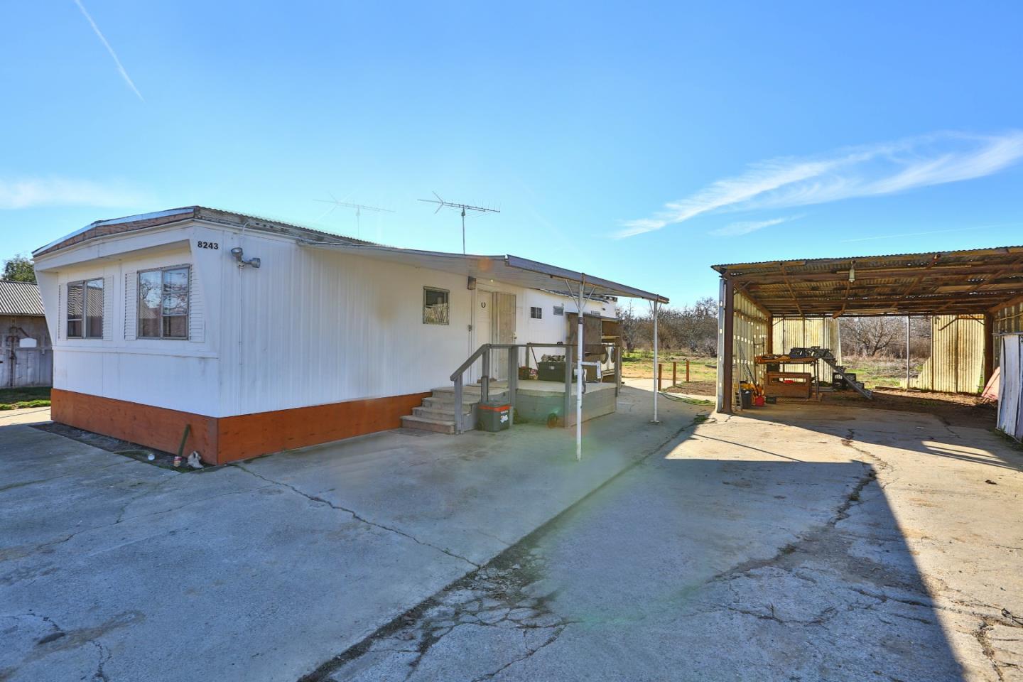 8245 Lovers Lane, HOLLISTER, California 95023, ,Lots And Land,For Sale,Lovers Lane,40963479