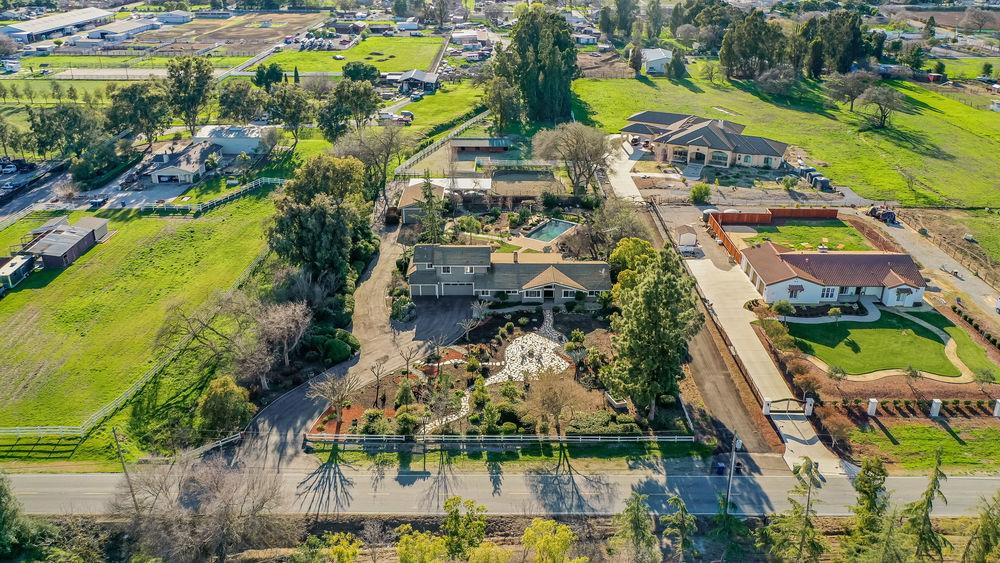 15115 Center Ave, San Martin, CA 95046 4 Beds 2/1 Baths (Sold