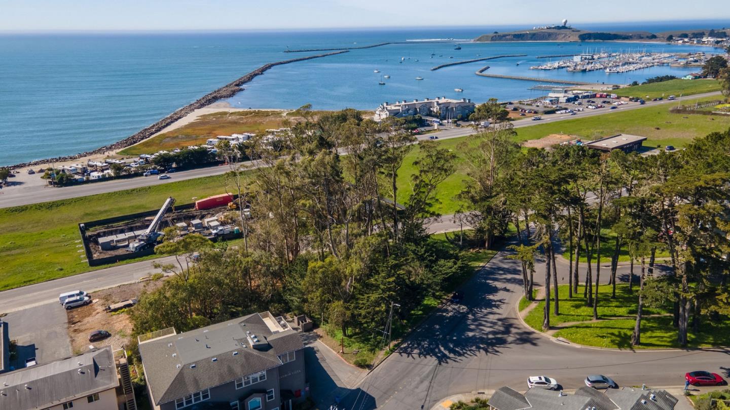 0 Avenue Alhambra, EL GRANADA, California 94018, ,Comm Lots And Land,For Sale,Avenue Alhambra,40963486