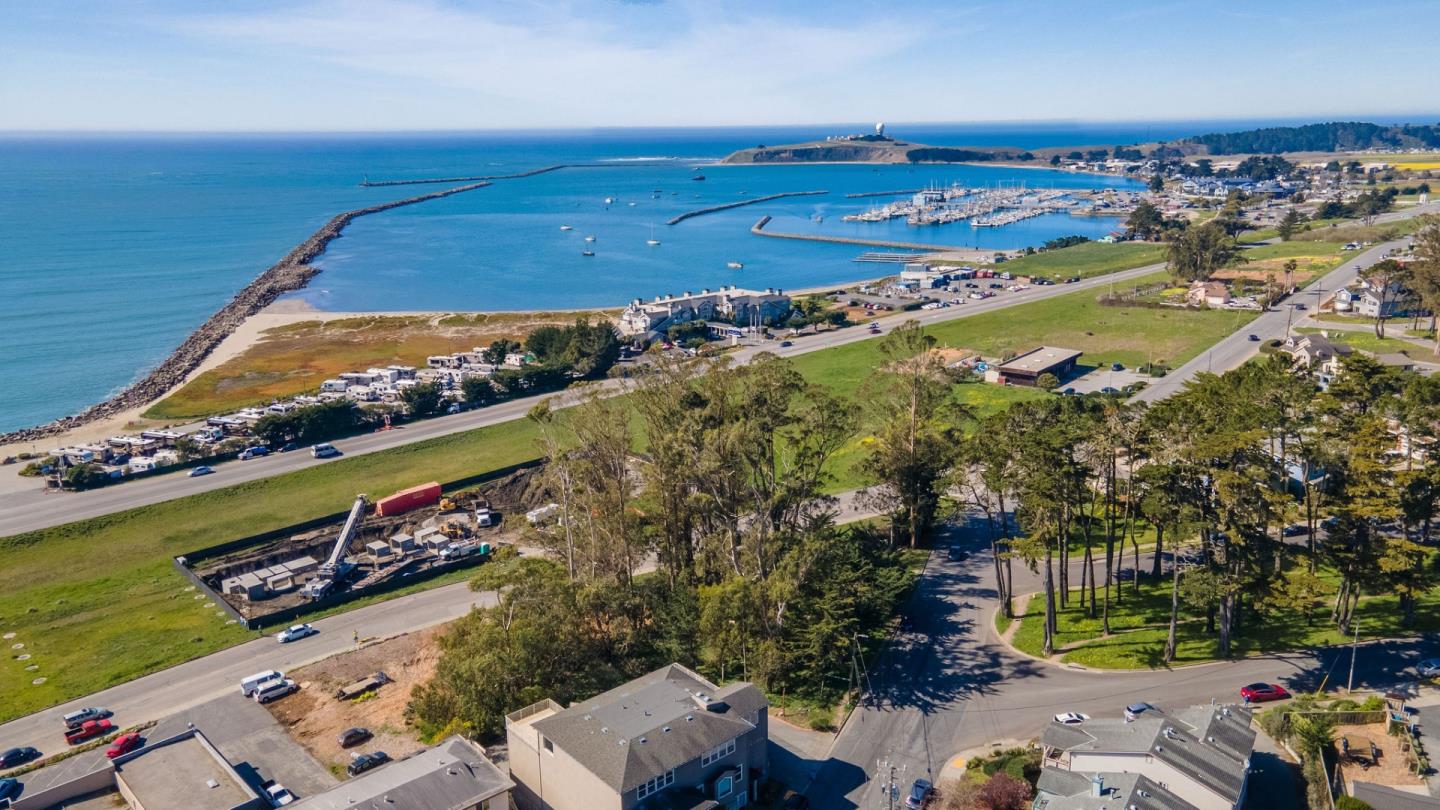 0 Avenue Alhambra, EL GRANADA, California 94018, ,Comm Lots And Land,For Sale,Avenue Alhambra,40963486