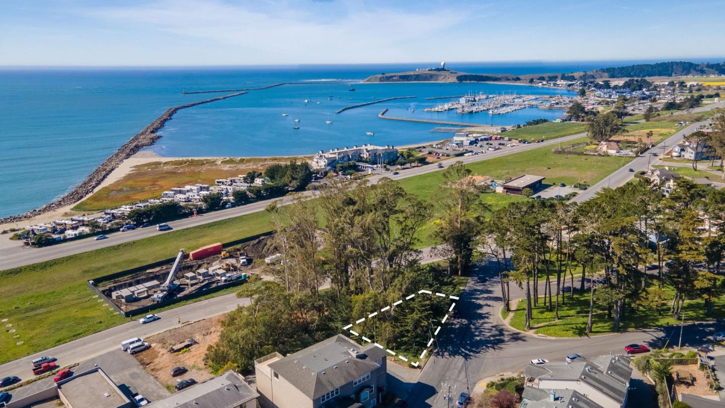 0 Avenue Alhambra, EL GRANADA, California 94018, ,Comm Lots And Land,For Sale,Avenue Alhambra,40963486