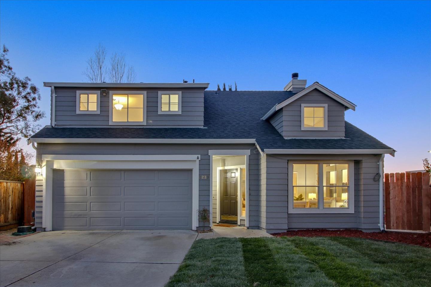 Detail Gallery Image 1 of 1 For 1239 Summer Blossom Ave, San Jose,  CA 95122 - 4 Beds | 2/1 Baths