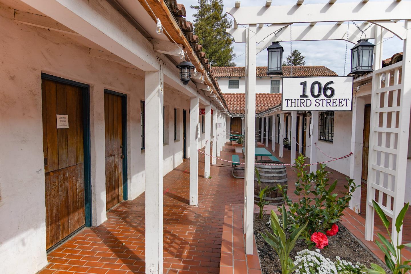 106 3rd St, San Juan Bautista, CA 95045 Beds Baths (Active