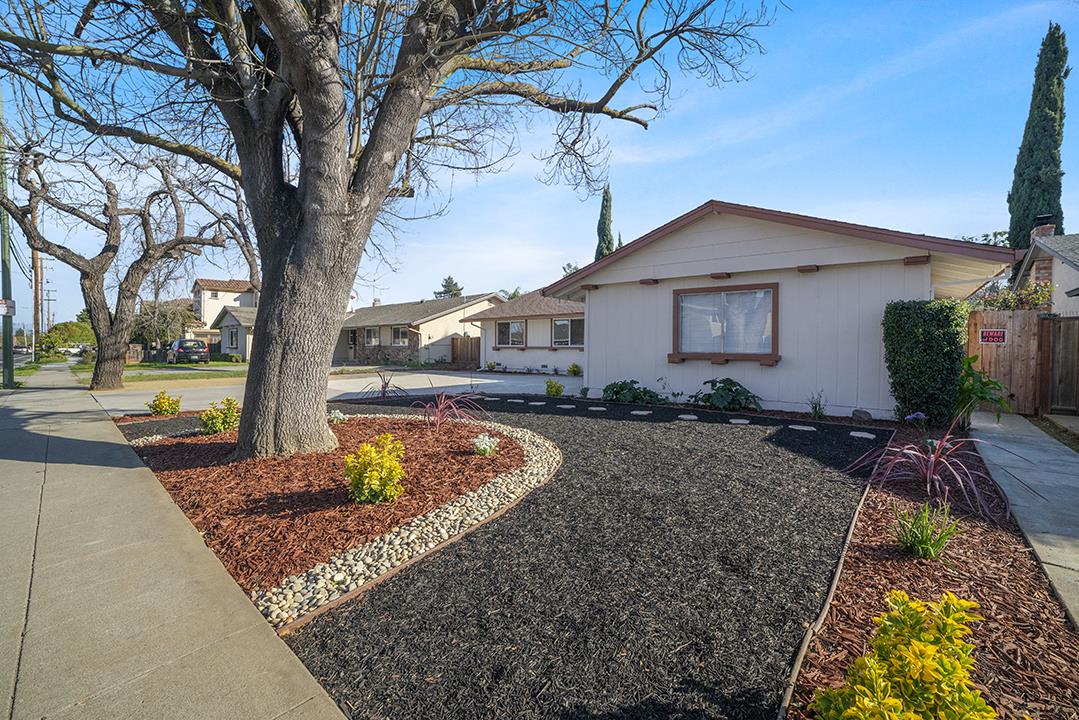 Detail Gallery Image 1 of 1 For 3978 W Campbell Ave, Campbell,  CA 95008 - 3 Beds | 2 Baths
