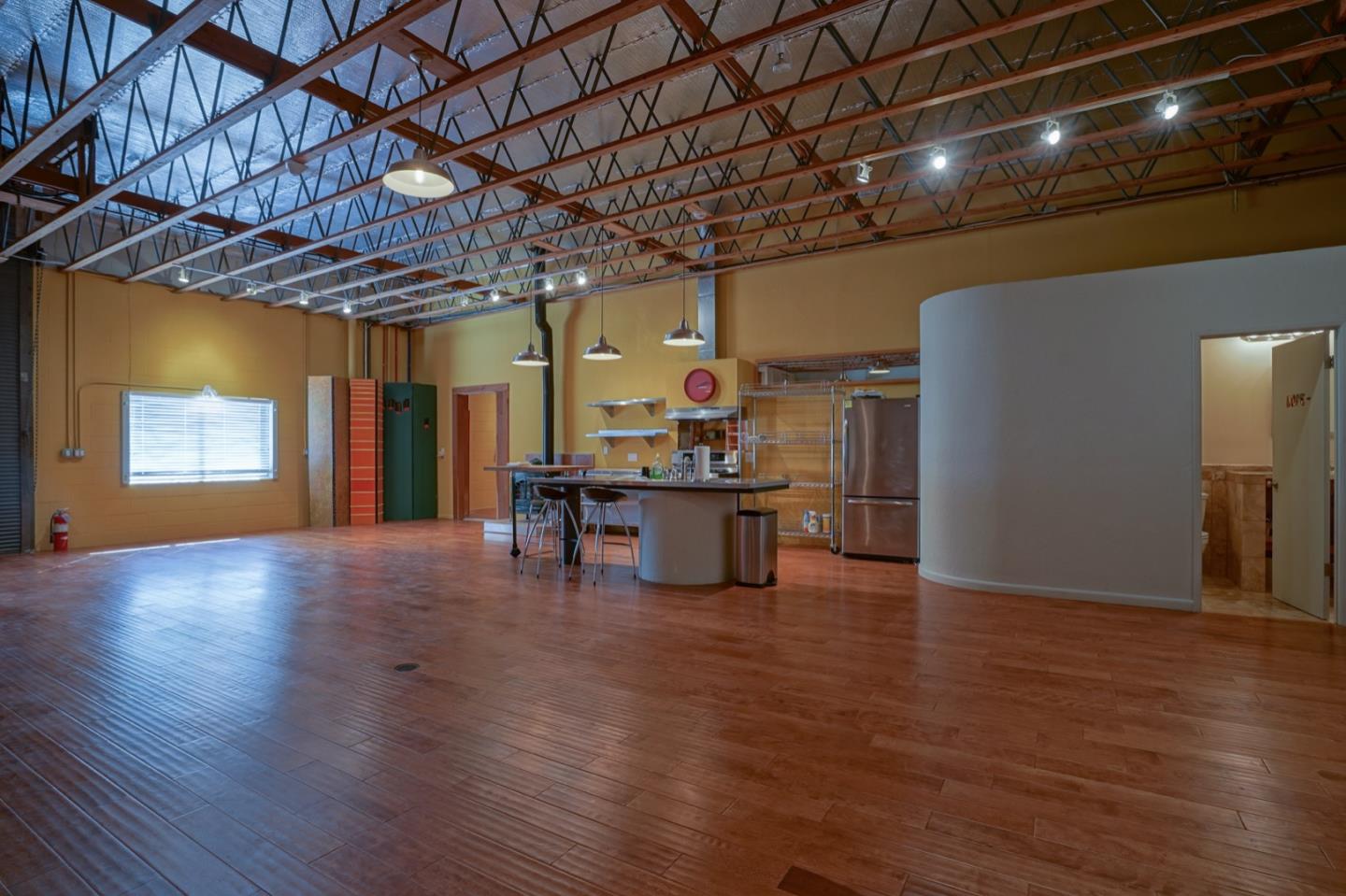 751 Dias Avenue, SAND CITY, California 93955, ,Comm Industrial For Sale,For Sale,Dias Avenue,40963532