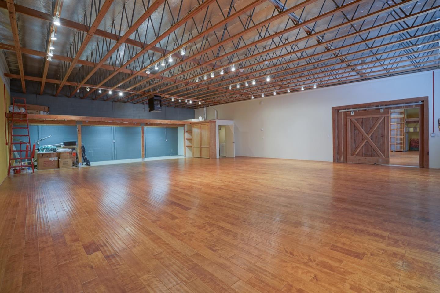 751 Dias Avenue, SAND CITY, California 93955, ,Comm Industrial For Sale,For Sale,Dias Avenue,40963532