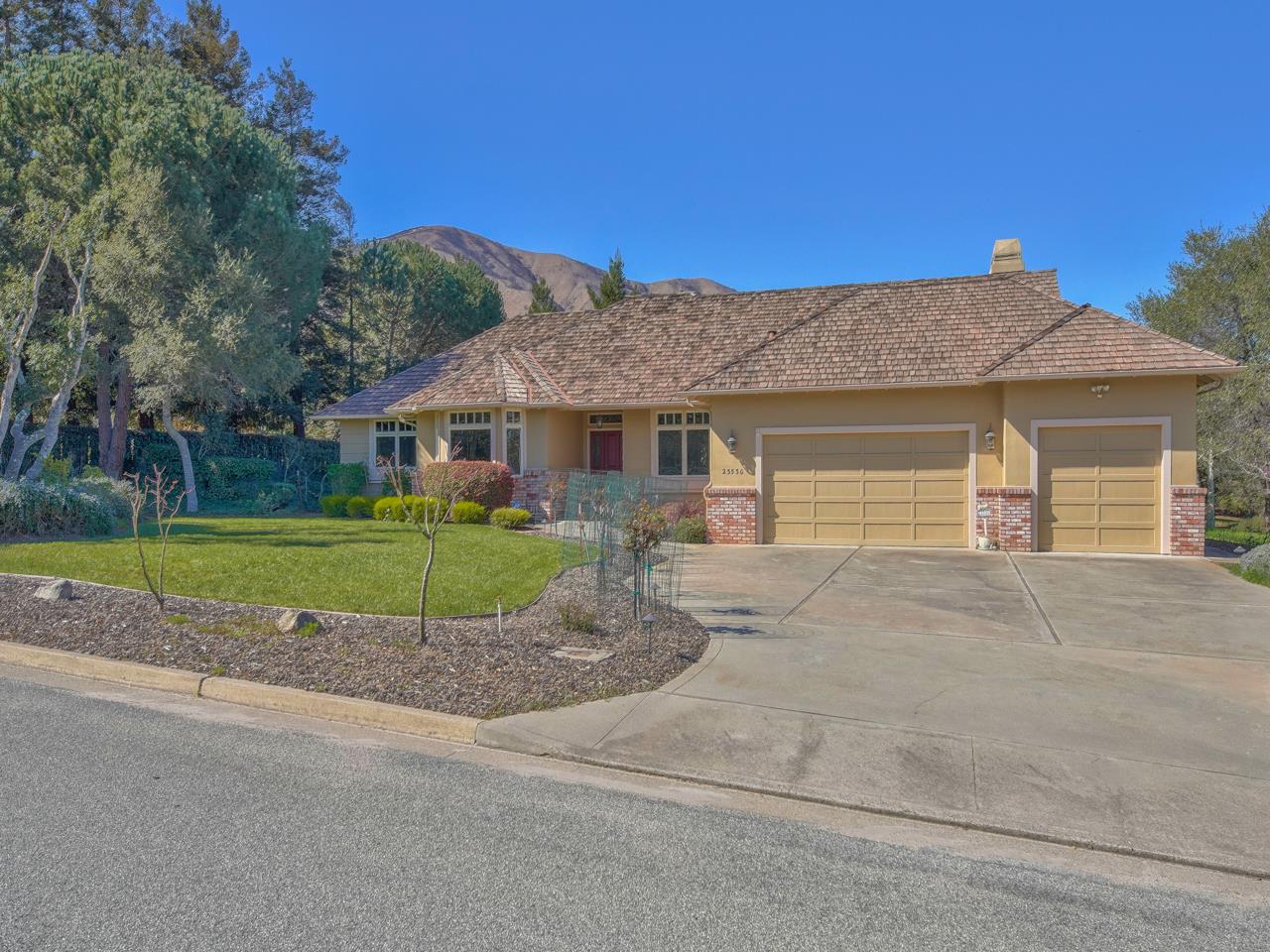 23530 Pine Canyon Rd, Salinas, CA 93908 3 Beds 2 Baths (Sold) ML81832143 MLSL
