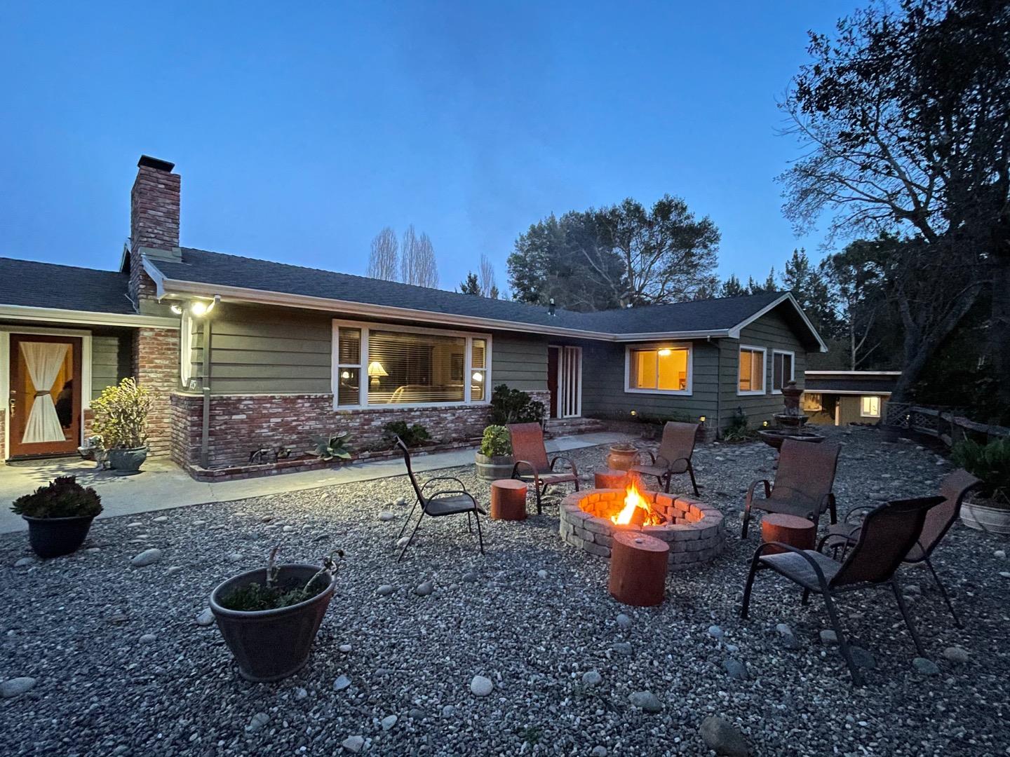 423 Pleasant Valley Rd, Aptos, CA 95003 3 Beds 2/1 Baths (Sold