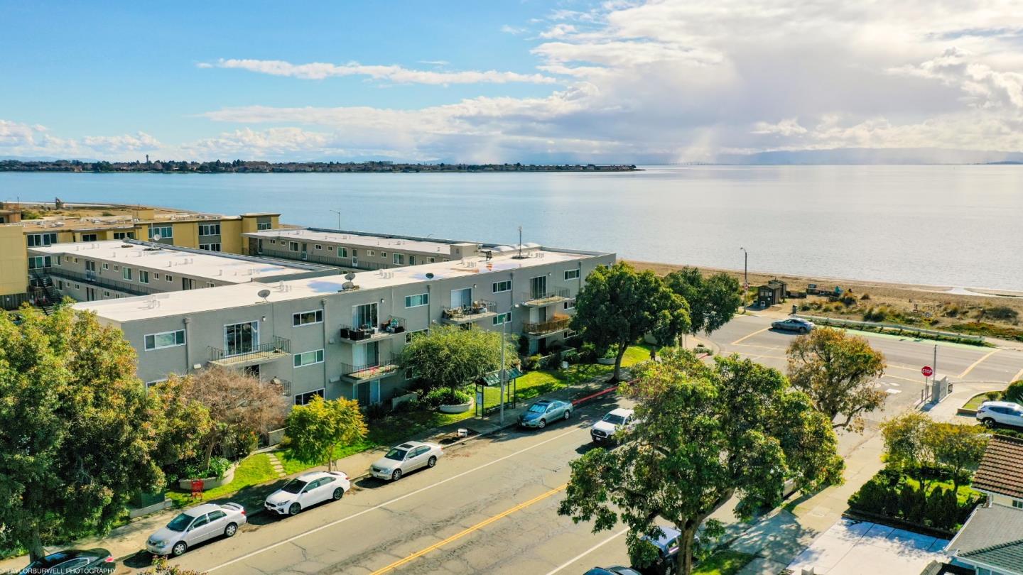 1701 Shore Line Drive, ALAMEDA, California 94501, ,Comm Ri Multi-units 5+,For Sale,Shore Line Drive,ML81832377