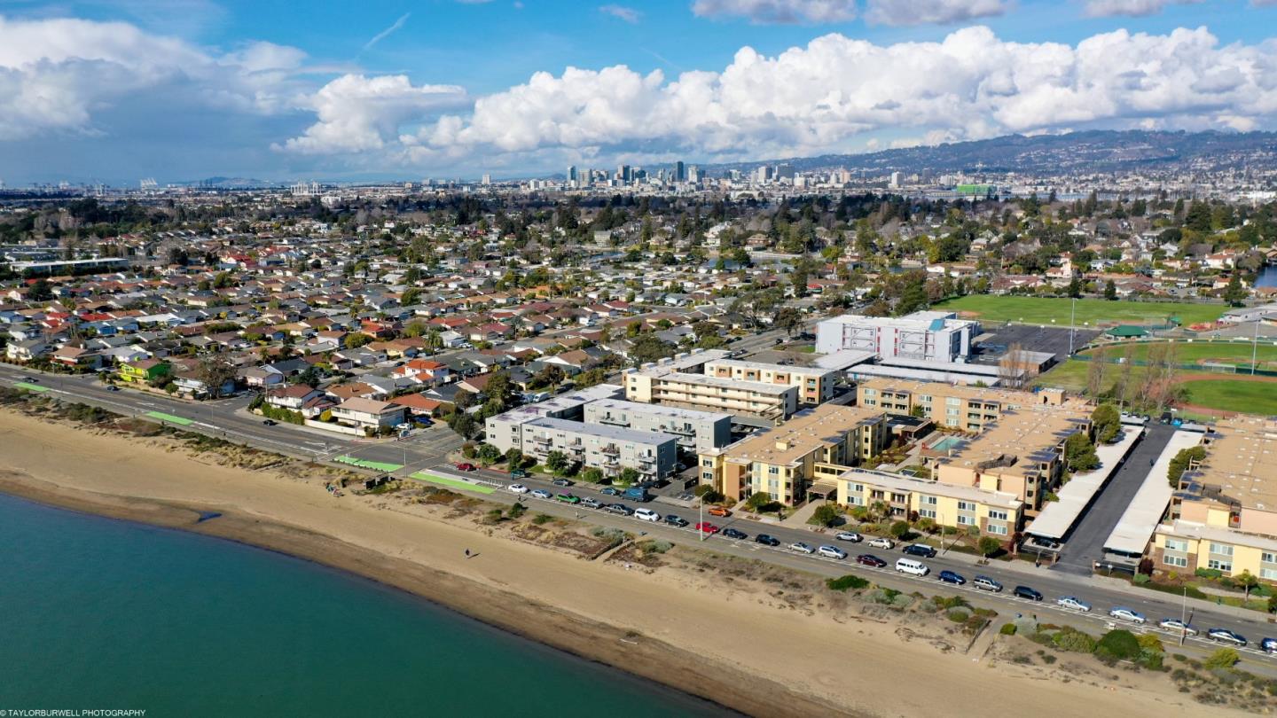 1701 Shore Line Drive, ALAMEDA, California 94501, ,Comm Ri Multi-units 5+,For Sale,Shore Line Drive,ML81832377