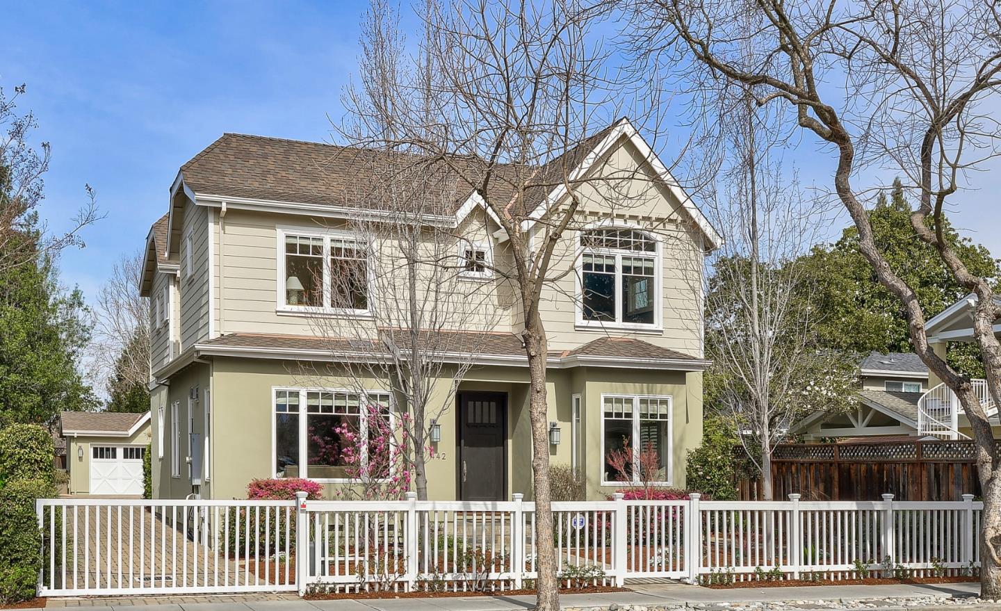 442 Gilbert Ave, Menlo Park, CA 94025 4 Beds 3 Baths (Sold