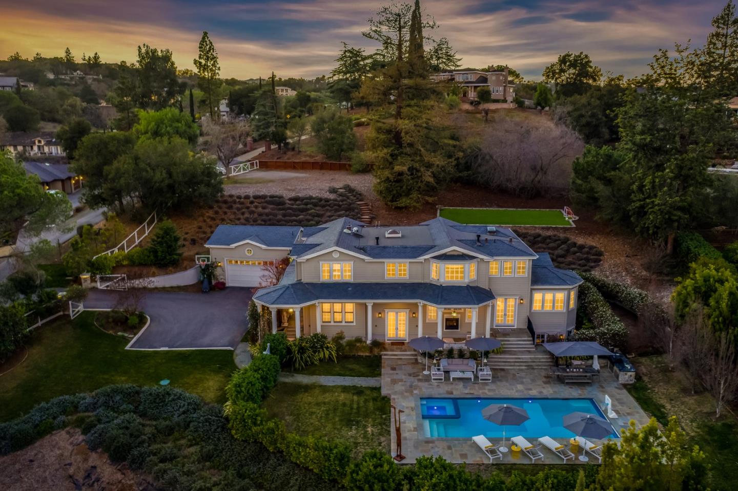 25611 Burke Ln, Los Altos Hills, CA 94022 7 Beds 6/1 Baths (Sold