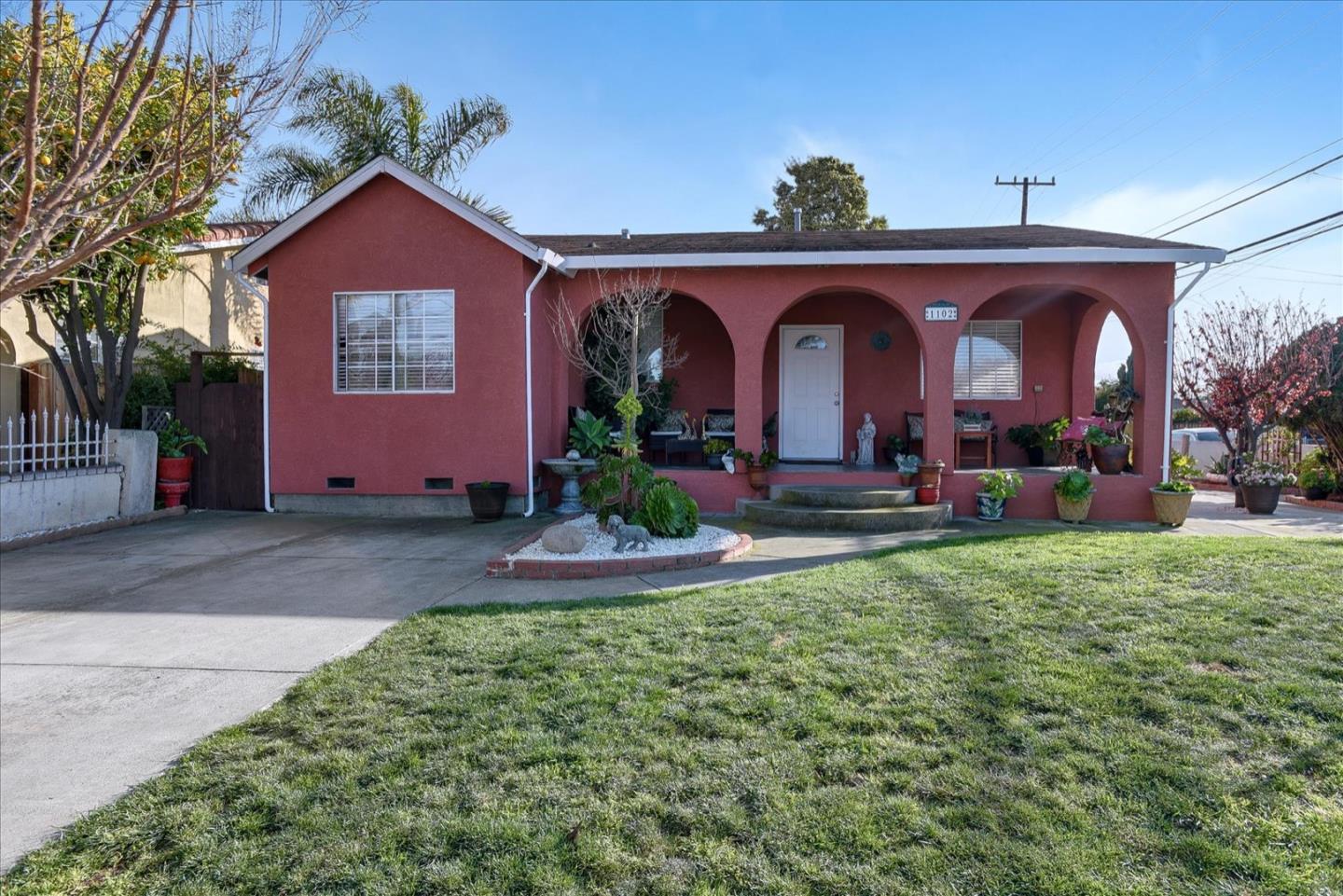 1102 Alberni St, East Palo Alto, CA 94303 4 Beds 3 Baths (Sold