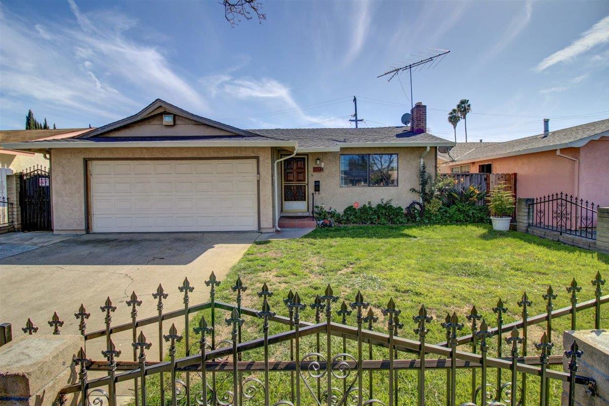 2572 Bambi Ln, San Jose, CA 95116 3 Beds 2 Baths (Sold