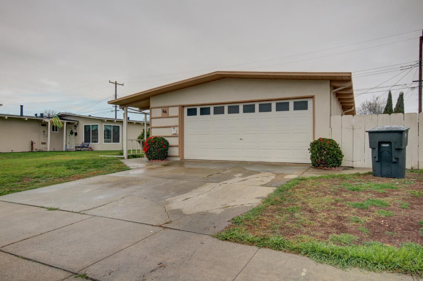 66 Marigold Way, Salinas, CA 93905 3 Beds 1/1 Baths (Sold